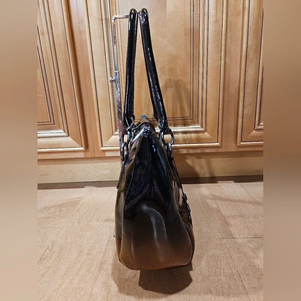 HOBO Int'l Clutch Satchel Purse Bag OMBRE Chocolate Brown Patent Leather NWT